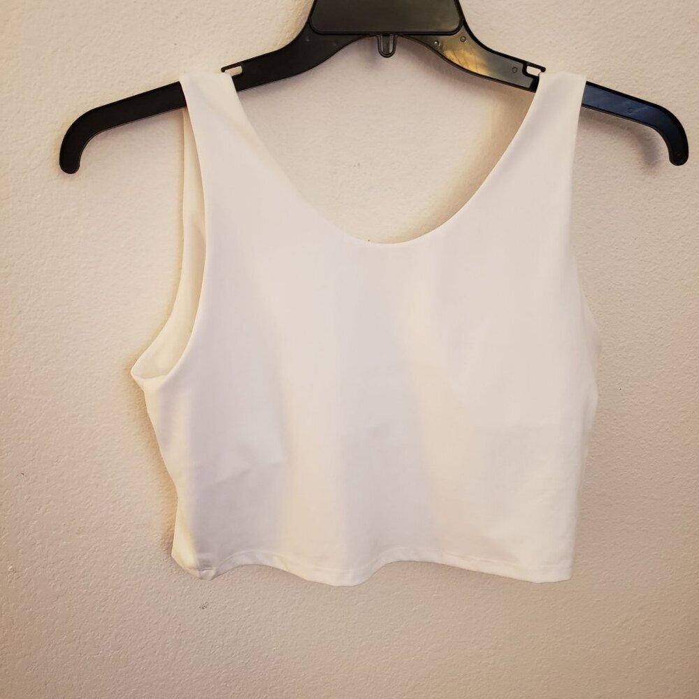White Cross Back Athletic Top Size XXL EUC